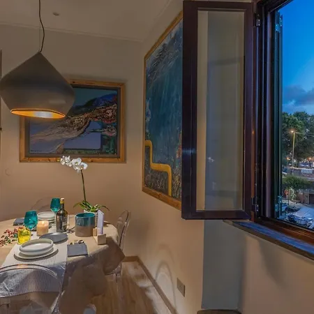 The Architect - Canals View Apartment Livorno